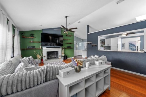 House in Clearwater, Florida 4 bedrooms, 208.75 sq.m. № 1794006 - photo 4