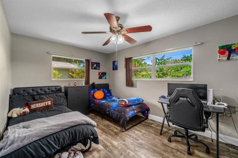 House in Clearwater, Florida 4 bedrooms, 208.75 sq.m. № 1794006 - photo 15