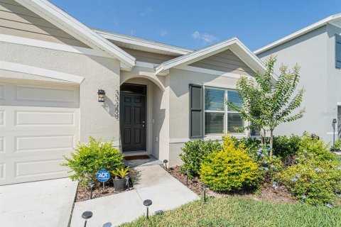 House in Wesley Chapel, Florida 4 bedrooms, 171.5 sq.m. № 1757030 - photo 2