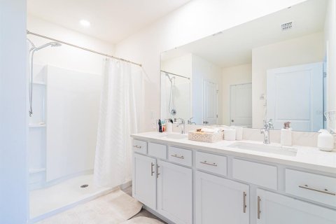 House in Wesley Chapel, Florida 4 bedrooms, 171.5 sq.m. № 1757030 - photo 21