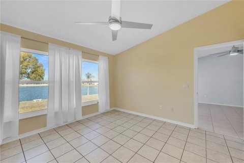 Copropriété à vendre à Lake Suzy, Floride: 2 chambres, 106.84 m2 № 2108874 - photo 21