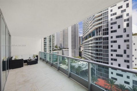 Condo in Miami, Florida, 1 bedroom № 2252391 - photo 4