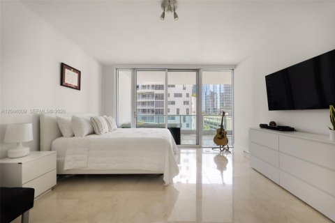 Condo in Miami, Florida, 1 bedroom № 2252391 - photo 6