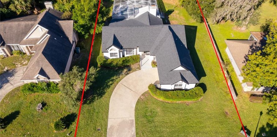 Villa ou maison à Apopka, Floride 4 chambres, 215.07 m2 № 2303318