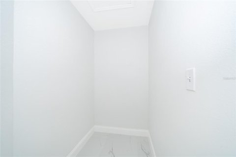 Villa ou maison à vendre à Apopka, Floride: 4 chambres, 215.07 m2 № 2303318 - photo 28