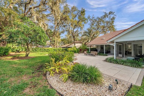 House in Wesley Chapel, Florida 3 bedrooms, 242.01 sq.m. № 2329623 - photo 24