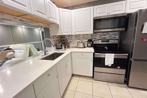 Appartement à louer à West Palm Beach, Floride: 2 chambres, 98.85 m2 № 2181449 - photo 8