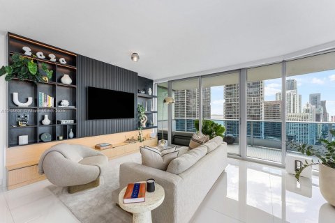 Condo in Miami, Florida, 2 bedrooms  № 1953129 - photo 17