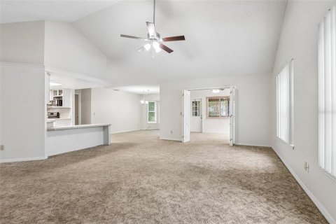 Casa en venta en Zephyrhills, Florida, 2 dormitorios, 145.86 m2 № 2150129 - foto 10