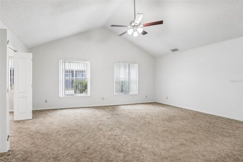 Casa en venta en Zephyrhills, Florida, 2 dormitorios, 145.86 m2 № 2150129 - foto 12