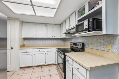 Casa en venta en Zephyrhills, Florida, 2 dormitorios, 145.86 m2 № 2150129 - foto 22