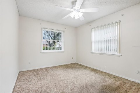 Casa en venta en Zephyrhills, Florida, 2 dormitorios, 145.86 m2 № 2150129 - foto 27