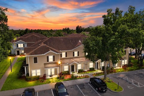 Touwnhouse à vendre à Kissimmee, Floride: 3 chambres, 120.77 m2 № 2394194 - photo 15