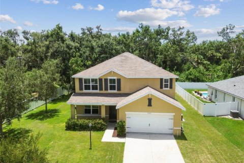 House in Palmetto, Florida 5 bedrooms, 268.39 sq.m. № 1873780 - photo 1