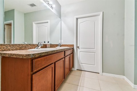 House in Palmetto, Florida 5 bedrooms, 268.39 sq.m. № 1873780 - photo 19