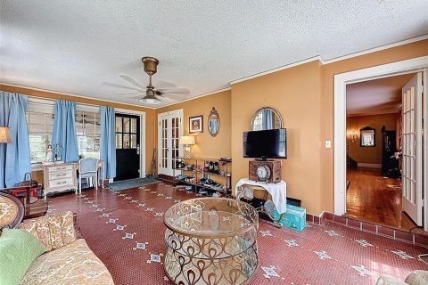 Casa en venta en Winter Haven, Florida, 4 dormitorios, 299.24 m2 № 1745225 - foto 28