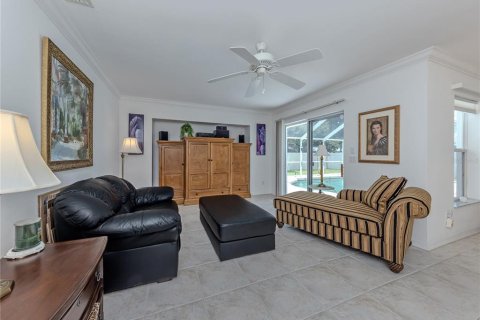 Villa ou maison à vendre à North Port, Floride: 3 chambres, 177.81 m2 № 2306184 - photo 17