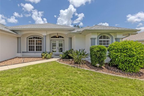 Villa ou maison à vendre à North Port, Floride: 3 chambres, 177.81 m2 № 2306184 - photo 3