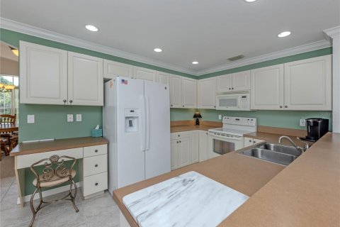 Villa ou maison à vendre à North Port, Floride: 3 chambres, 177.81 m2 № 2306184 - photo 14