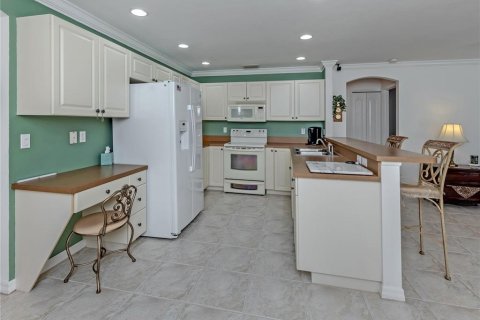 Villa ou maison à vendre à North Port, Floride: 3 chambres, 177.81 m2 № 2306184 - photo 9