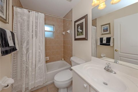 Villa ou maison à vendre à North Port, Floride: 3 chambres, 177.81 m2 № 2306184 - photo 22