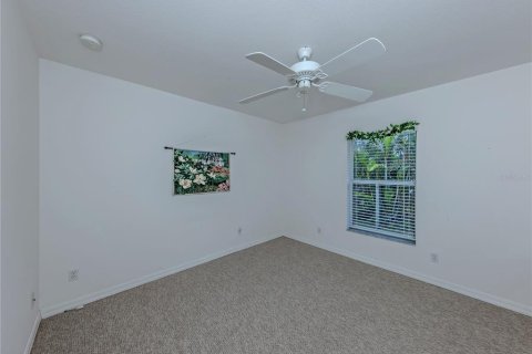 Villa ou maison à vendre à North Port, Floride: 3 chambres, 177.81 m2 № 2306184 - photo 21