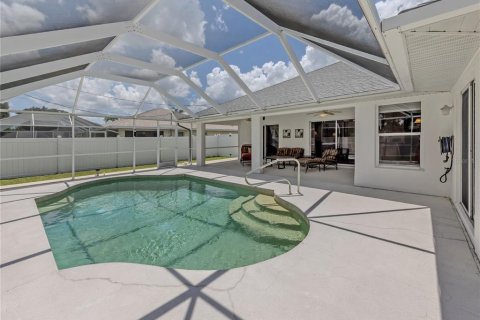 Villa ou maison à vendre à North Port, Floride: 3 chambres, 177.81 m2 № 2306184 - photo 27