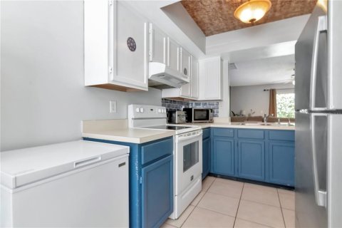 Adosado en venta en Tampa, Florida, 2 dormitorios, 101.64 m2 № 1725785 - foto 14