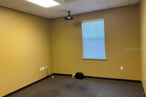 Propiedad comercial en alquiler en Lake Mary, Florida, 117.15 m2 № 1675476 - foto 9