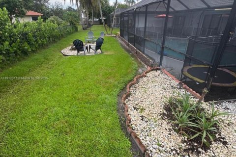 House in Coral Springs, Florida 4 bedrooms, 207.17 sq.m. № 1969065 - photo 20