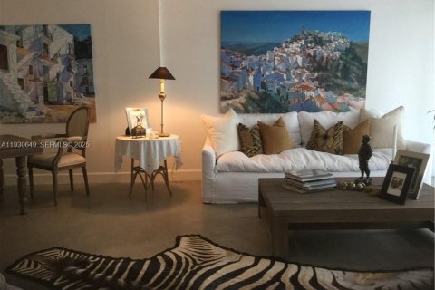 Снять в аренду кондоминиум в Ки-Бискейн, Флорида 1 спальня, 83.15м2, № 1989434 - фото 13