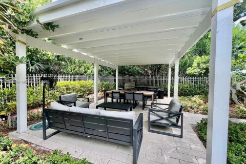 Снять в аренду кондоминиум в Ки-Бискейн, Флорида 1 спальня, 83.15м2, № 1989434 - фото 21