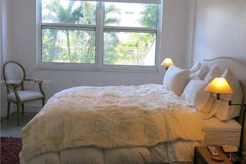 Снять в аренду кондоминиум в Ки-Бискейн, Флорида 1 спальня, 83.15м2, № 1989434 - фото 4