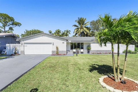 Casa en Coral Springs, Florida 3 dormitorios, 147.71 m2 № 2021963
