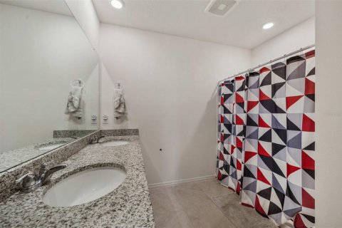 House in Davenport, Florida 3 bedrooms, 160.26 sq.m. № 2132017 - photo 26