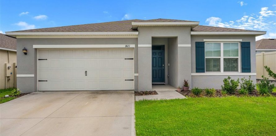 House in Davenport, Florida 3 bedrooms, 160.26 sq.m. № 2132017