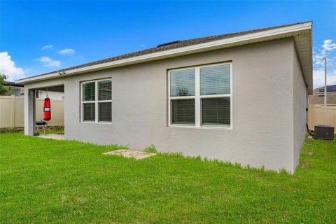 House in Davenport, Florida 3 bedrooms, 160.26 sq.m. № 2132017 - photo 30
