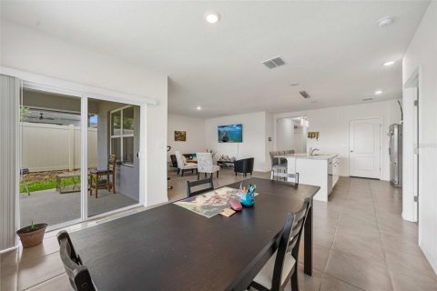 House in Davenport, Florida 3 bedrooms, 160.26 sq.m. № 2132017 - photo 13