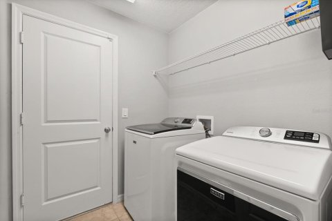 House in Groveland, Florida 3 bedrooms, 182.55 sq.m. № 1909322 - photo 24