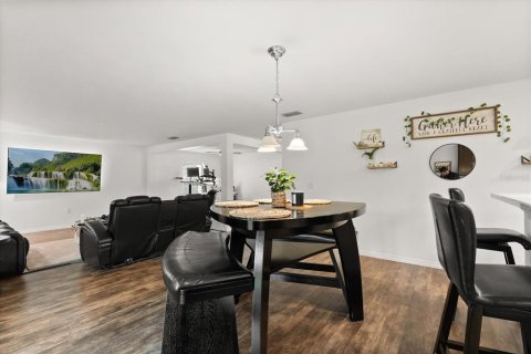 House in Groveland, Florida 3 bedrooms, 182.55 sq.m. № 1909322 - photo 11