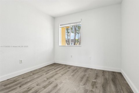 Condo in Homestead, Florida, 3 bedrooms  № 1487196 - photo 13