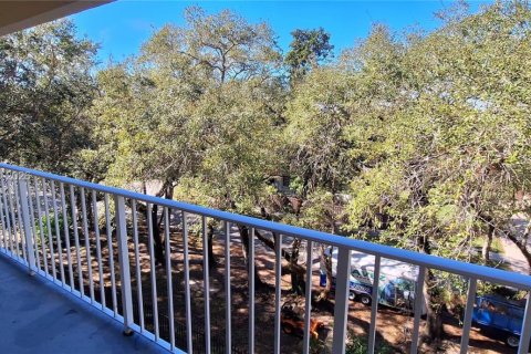 Condominio en alquiler en Miami, Florida, 1 dormitorio, 62.24 m2 № 2026969 - foto 5