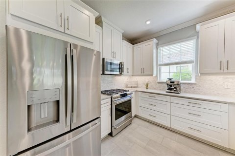 House in Bradenton, Florida 2 bedrooms, 144.74 sq.m. № 2091801 - photo 8