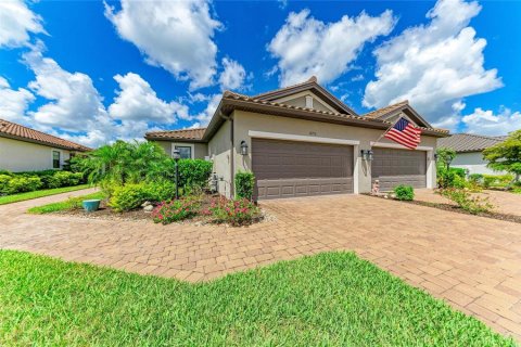 House in Bradenton, Florida 2 bedrooms, 144.74 sq.m. № 2091801