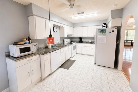 Купить виллу или дом в Окала, Флорида 4 комнаты, 152.08м2, № 2209263 - фото 5