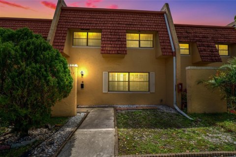 Touwnhouse à vendre à Tamarac, Floride: 3 chambres, 184.88 m2 № 1081557 - photo 1