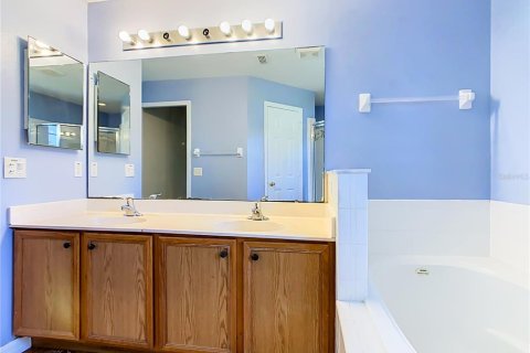 Villa ou maison à louer à Kissimmee, Floride: 3 chambres, 133.69 m2 № 2388548 - photo 18