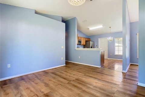Villa ou maison à louer à Kissimmee, Floride: 3 chambres, 133.69 m2 № 2388548 - photo 15