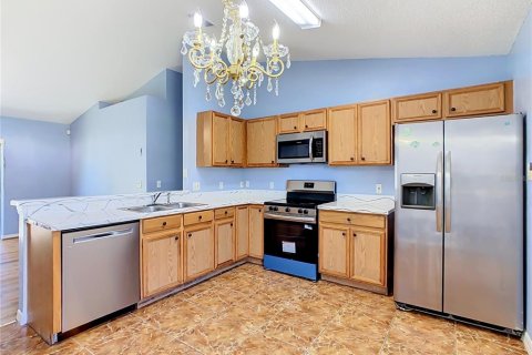 Villa ou maison à louer à Kissimmee, Floride: 3 chambres, 133.69 m2 № 2388548 - photo 8