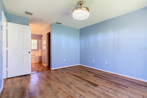 Villa ou maison à louer à Kissimmee, Floride: 3 chambres, 133.69 m2 № 2388548 - photo 23